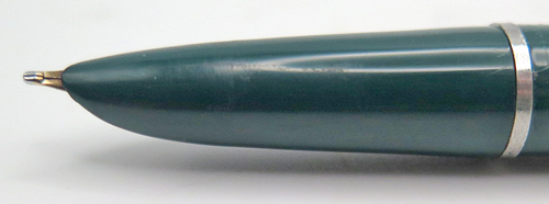 ITEM #6826R: PARKER 17 LADY FOUNTAIN PEN IN GREEN. PARKER SQUEEZE FILLER. 14K BROAD NIB. MADE IN ENGLAND.